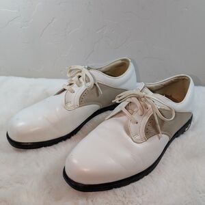 Nike Air Comfort Women's Golf Shoes | Size 7 | White & Taupe Leather Soft Spikes